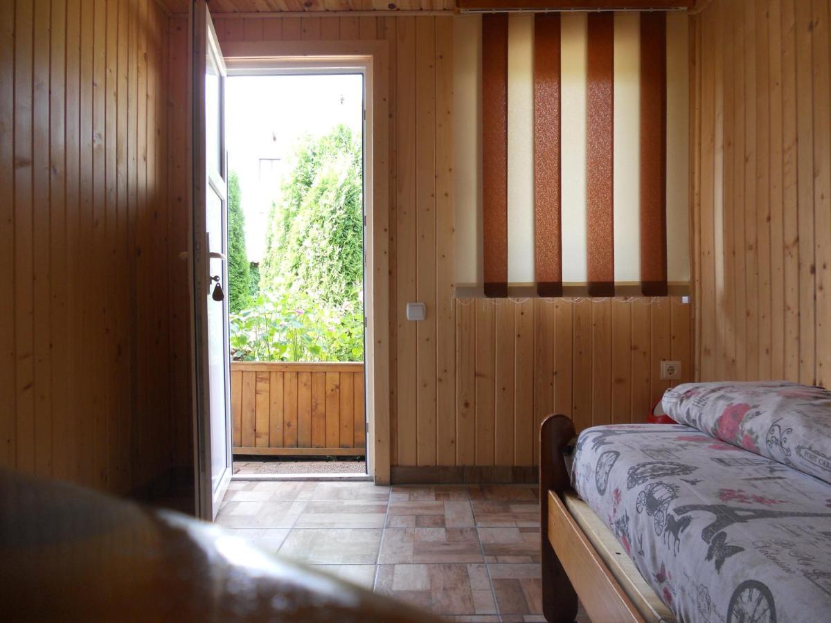 Pension, Camping & Biker Station Zur Deutschen Eiche Ciocanesti ภายนอก รูปภาพ